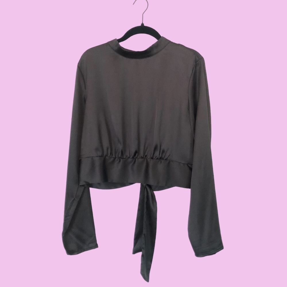 NWT Strut & Bolt Satin Tie-back Blouse
